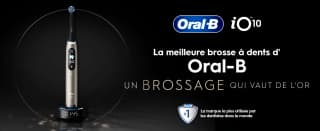 Oral-B iO10 iO10 Series Stardust White (étui de voyage chargeur + chargeur iO Sense + 1 brossette) — photo officielle